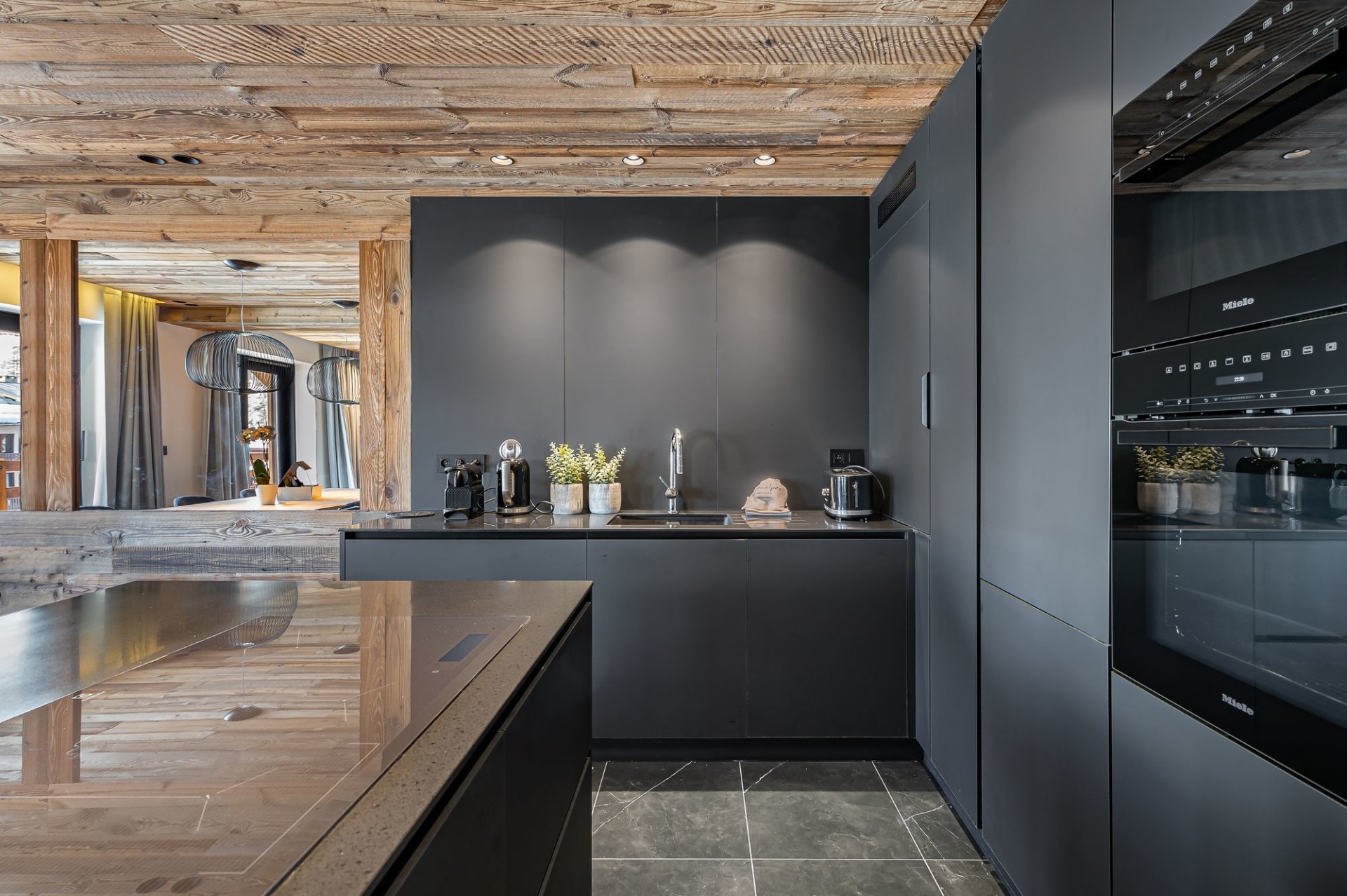 Val D’Isère Luxury Rental Chalet Amazonite Kitchen