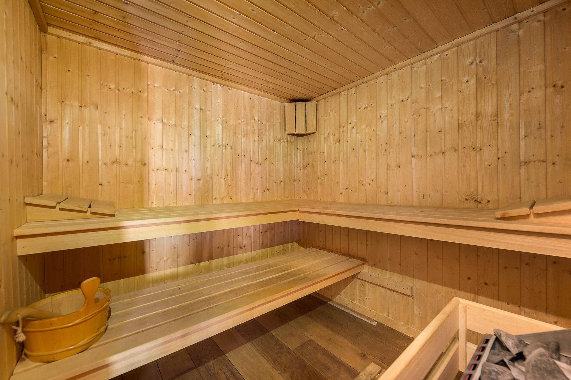 Val d’Isère Luxury Rental Chalet Jaden Sauna
