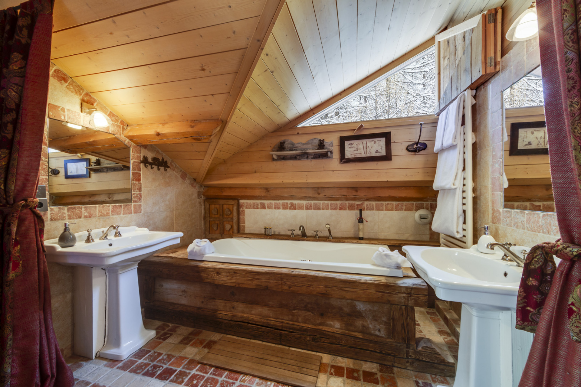 Val D'Isère Location Chalet Luxe Sabalite Baignoire