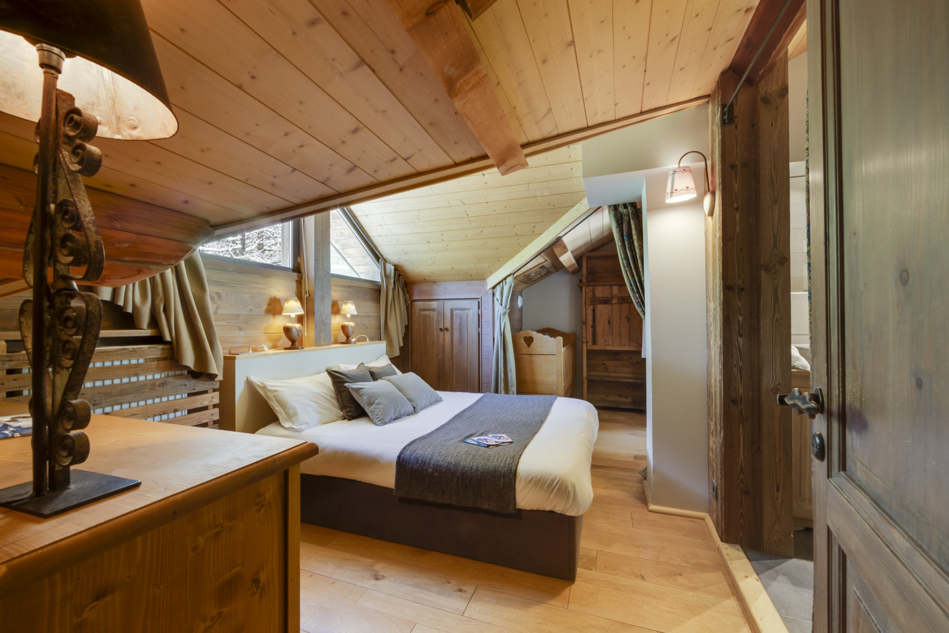 Val D'Isère Location Chalet Luxe Sabalite Chambre 2