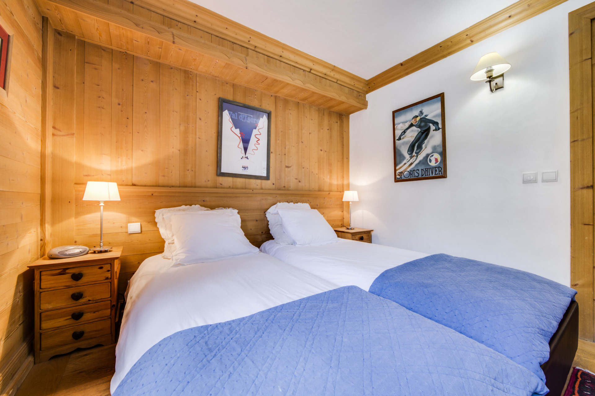 Val D'Isère Location Chalet Luxe Saboua Chambre 1