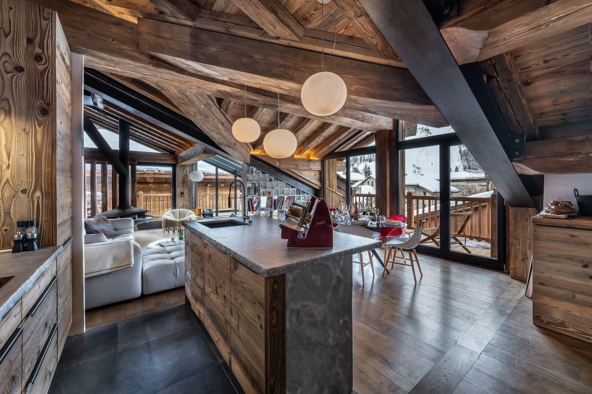 val-d-isere-location-chalet-luxe-tapizaso