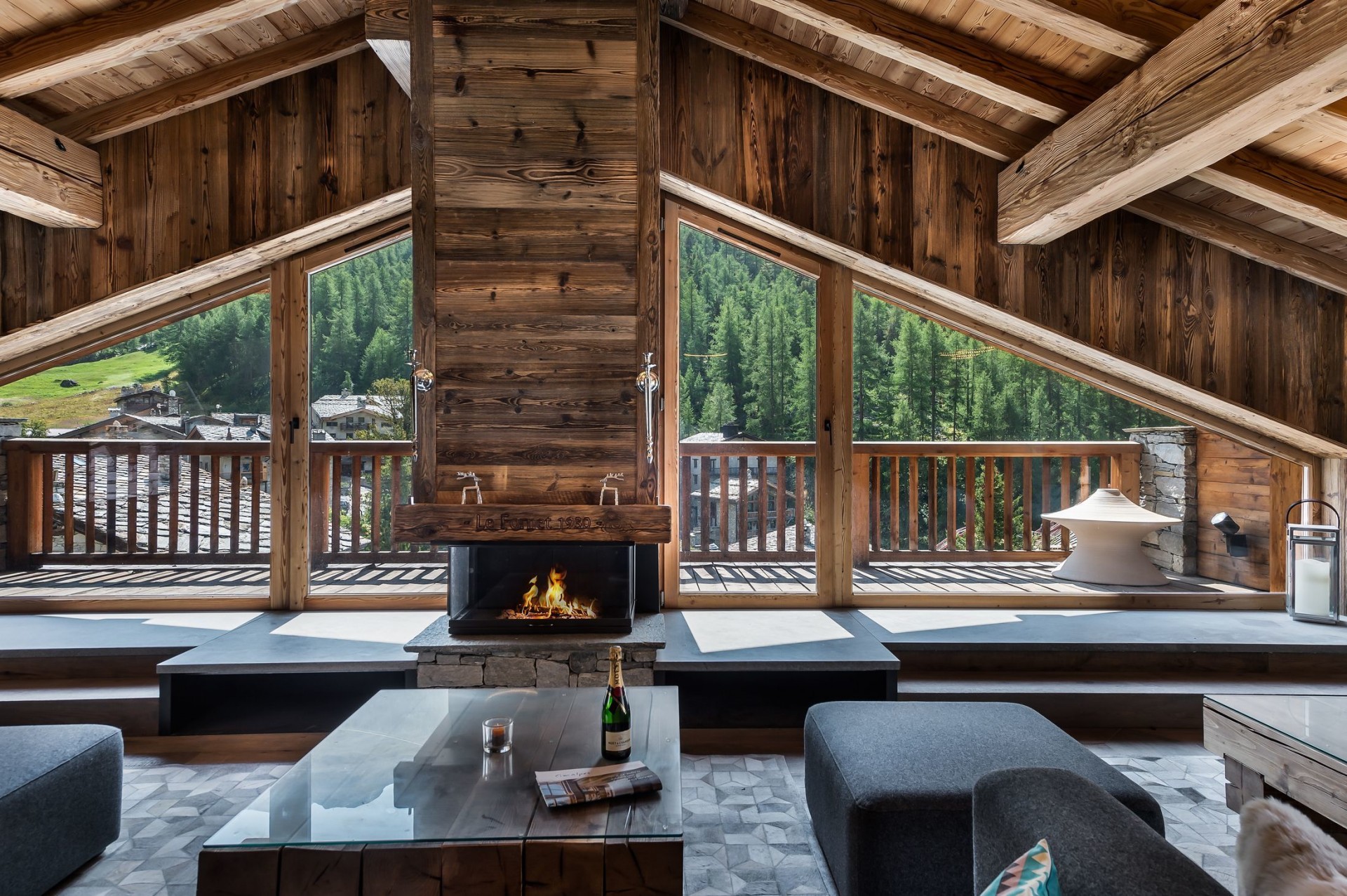 Val d’Isère Location Chalet Luxe Tellanche Séjour 2