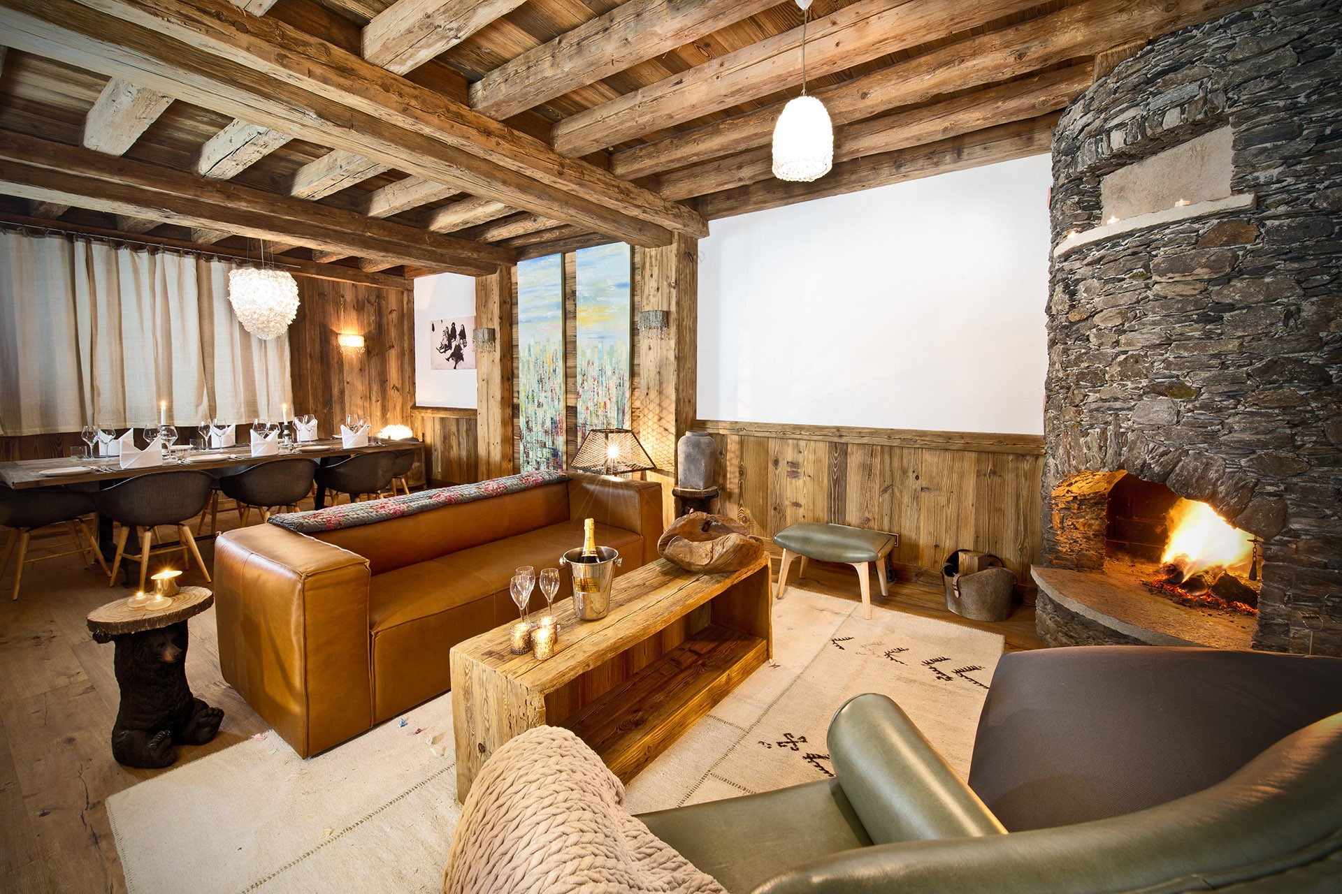 Val D’Isère Luxury Rental Chalet Umbite Living Room