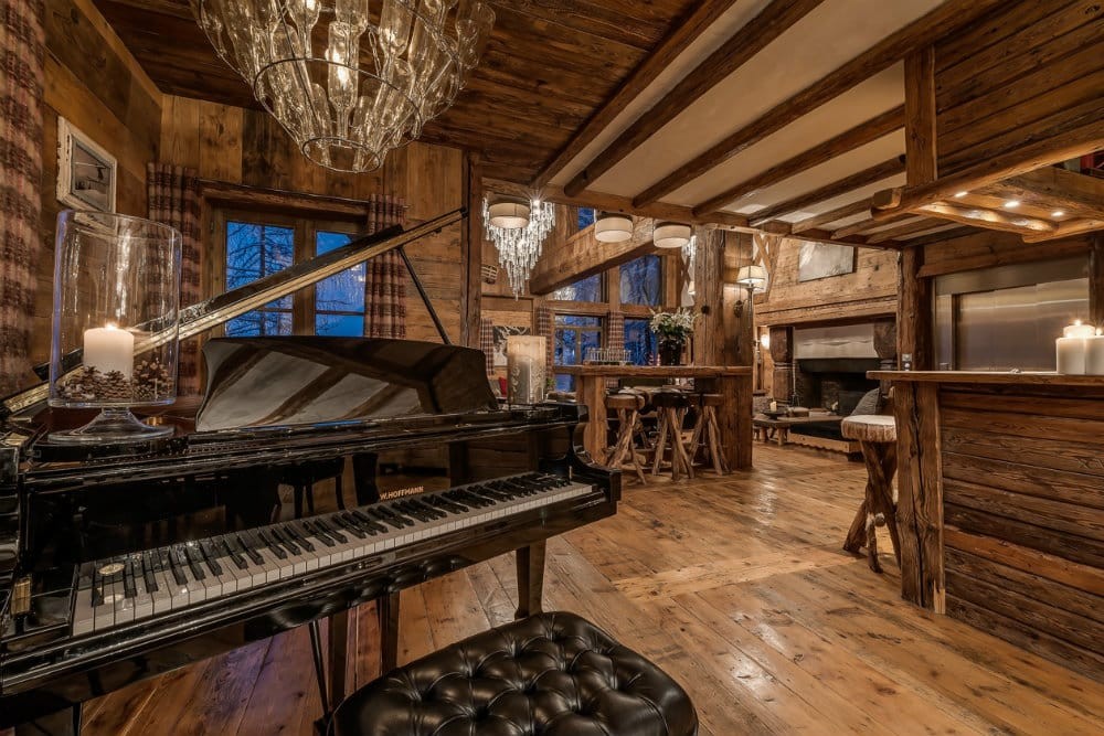 Val d'Isère Location Chalet Luxe Unakite Piano