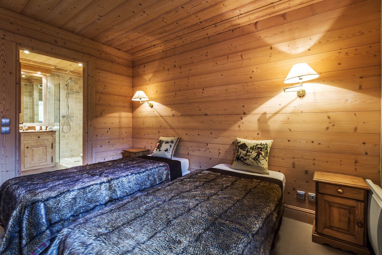 Val d’Isère Luxury Rental Chalet Vabanite Bedroom 2