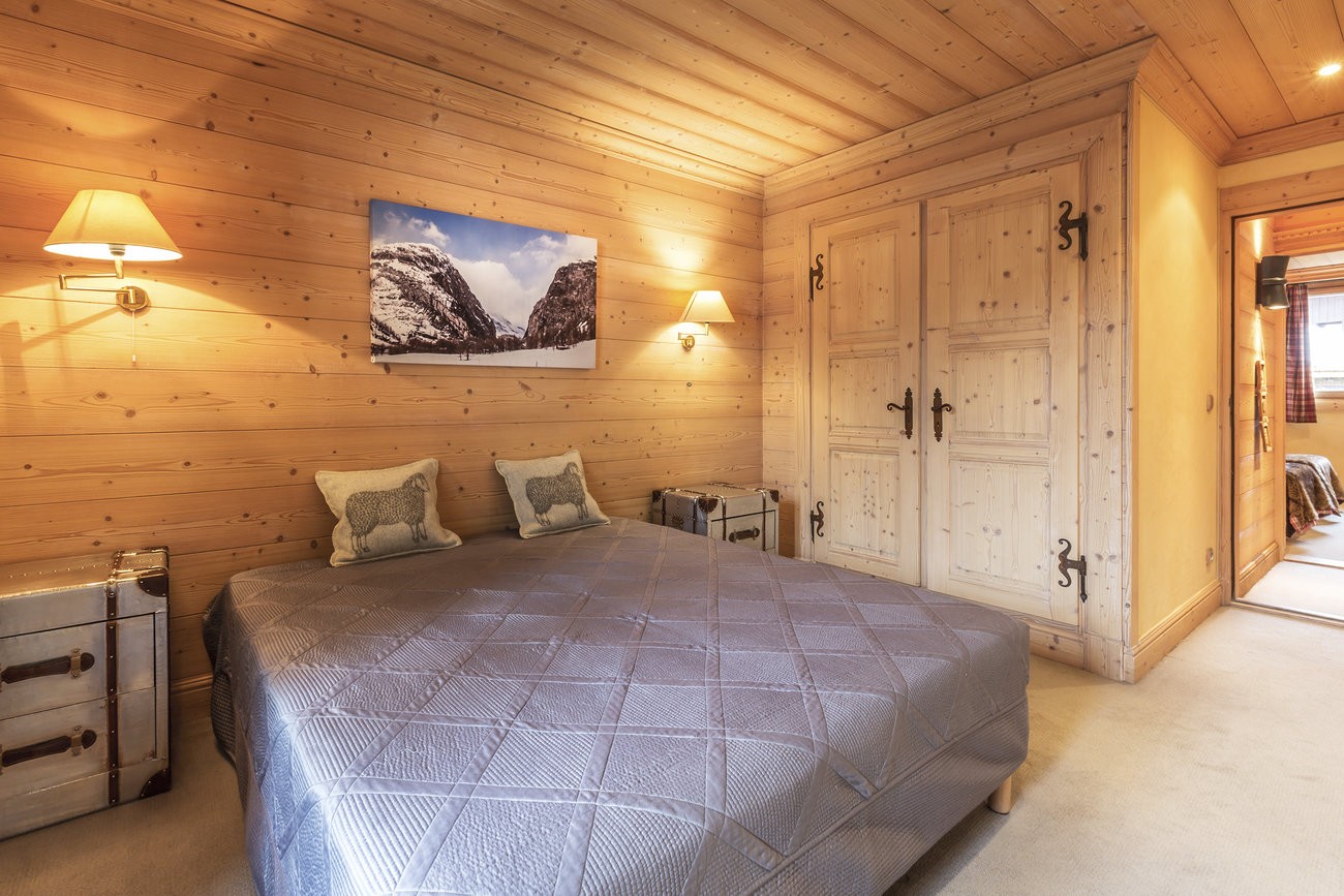 Val d’Isère Luxury Rental Chalet Vabanite Bedroom 3