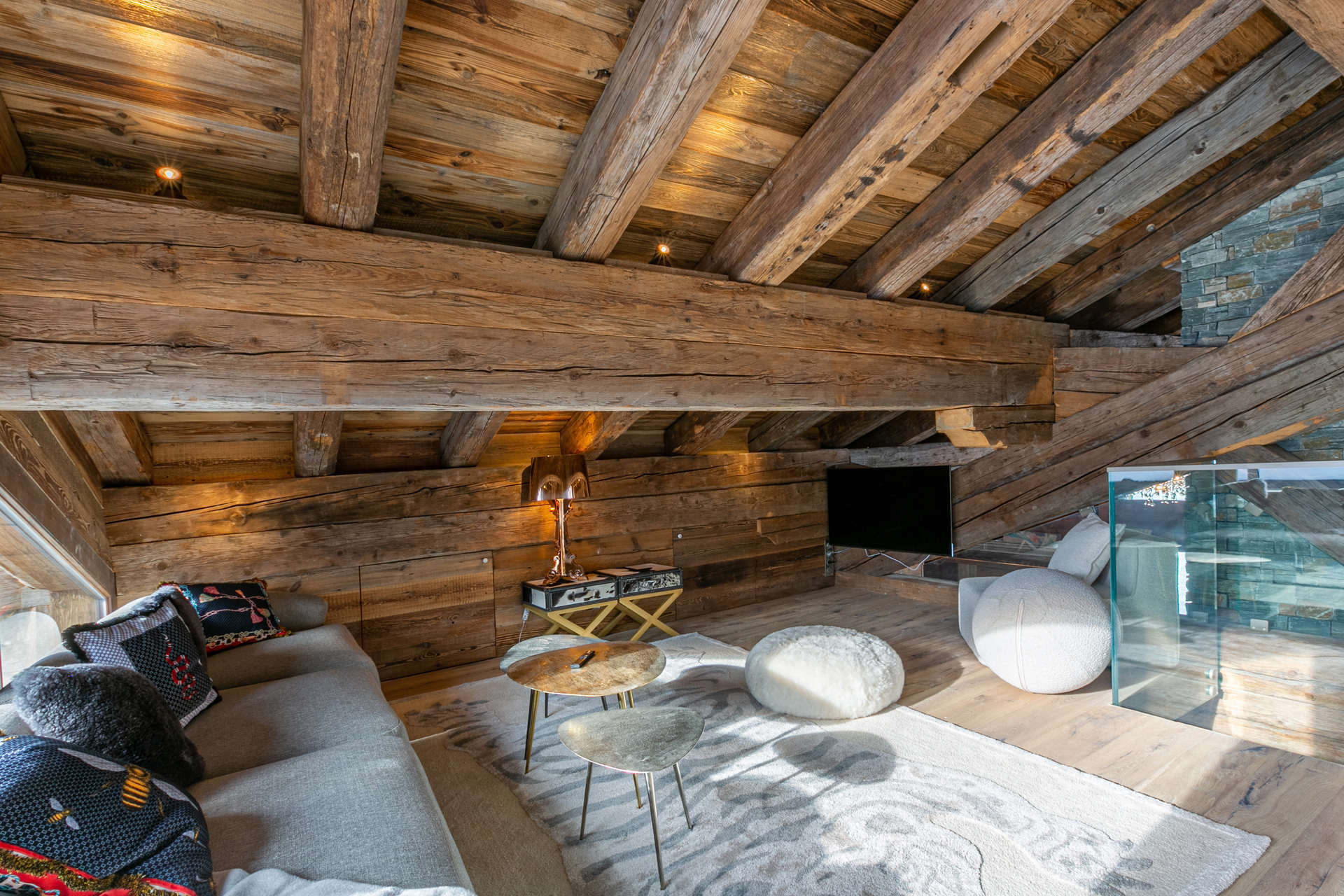 Val D'isère Location Chalet Luxe Valin Coin Tv 