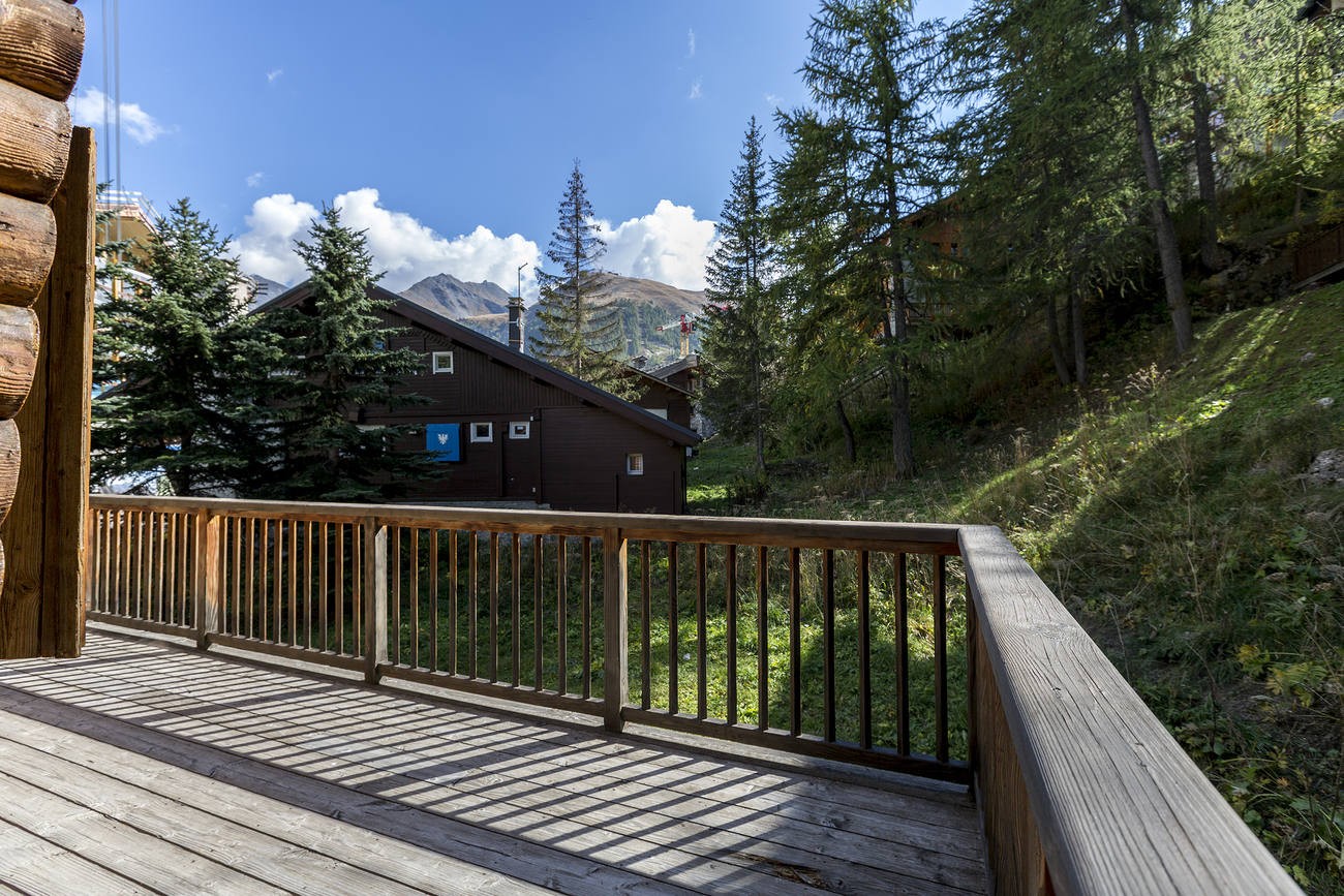 Val d’Isère Luxury Rental Chalet Vauxate Terrace