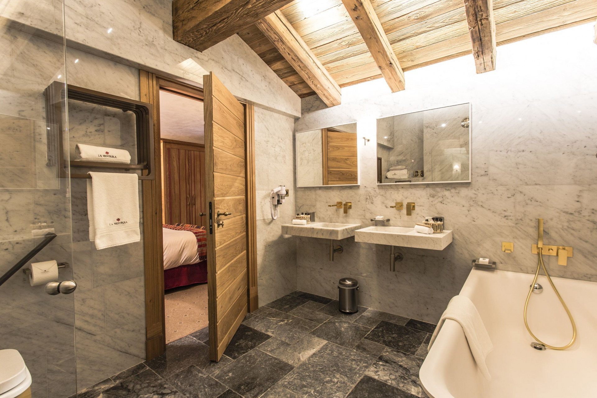 val-d-isere-location-chalet-luxe-venturine