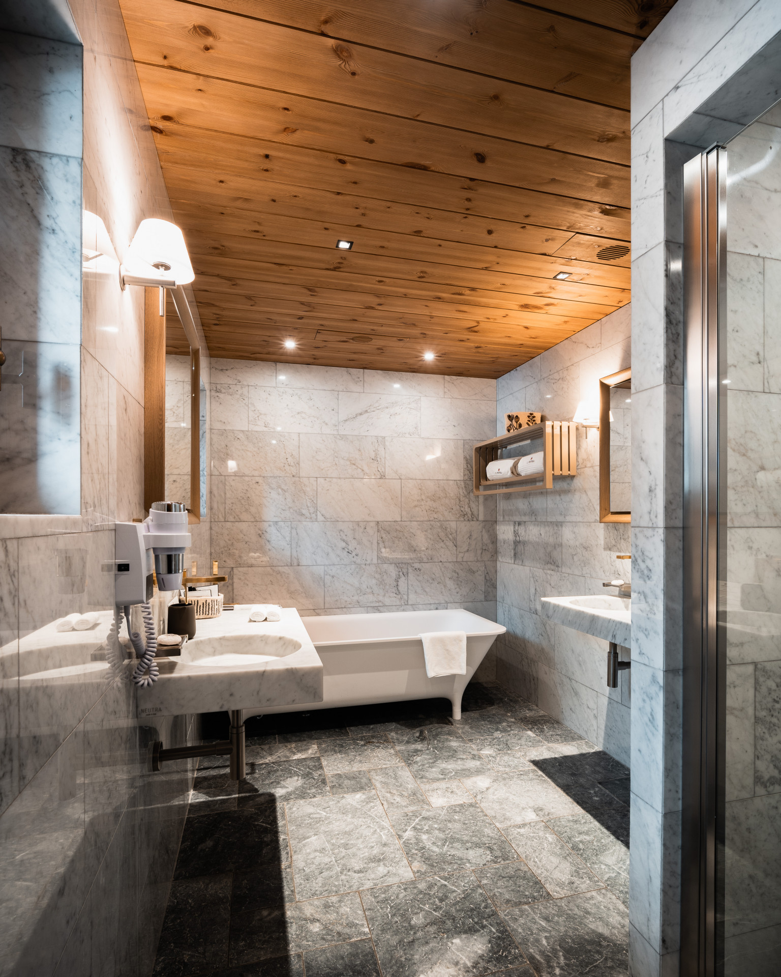 Val D'Isère Location Chalet Luxe Venturino Salle De Bain 3