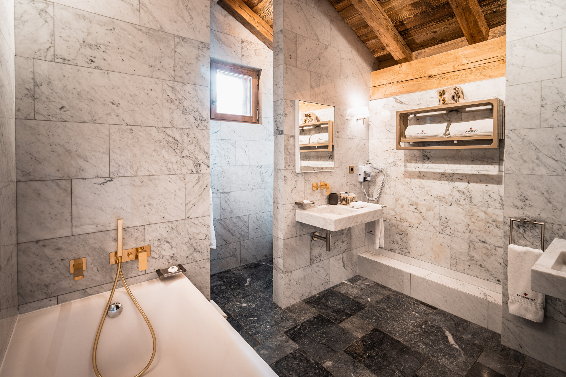 val-d-isere-location-chalet-luxe-venturino