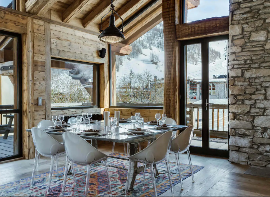 Val D'Isère Location Chalet Luxe Volgo Salle A Manger