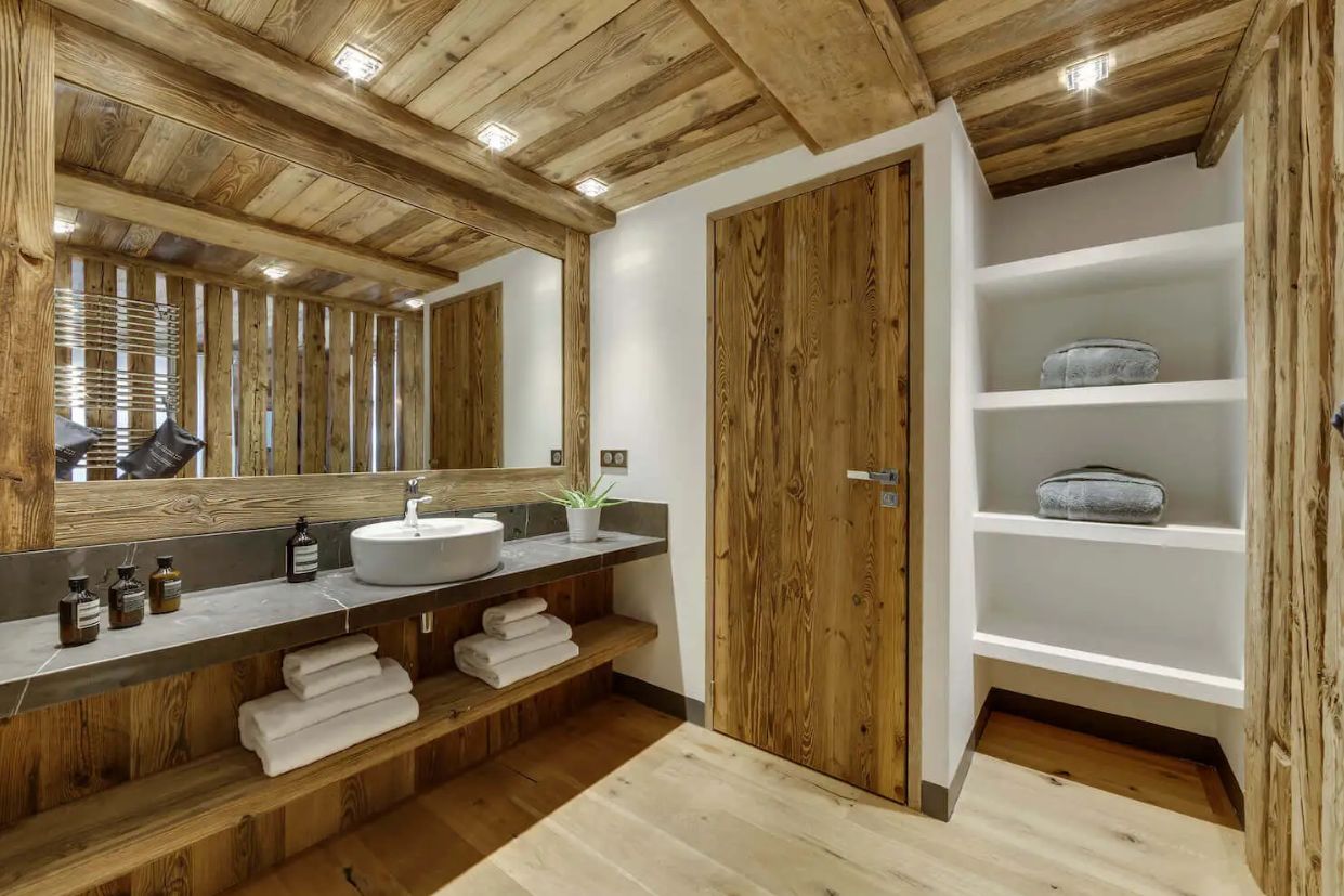 Val D'Isère Location Chalet Luxe Volgo Salle De Bain 1