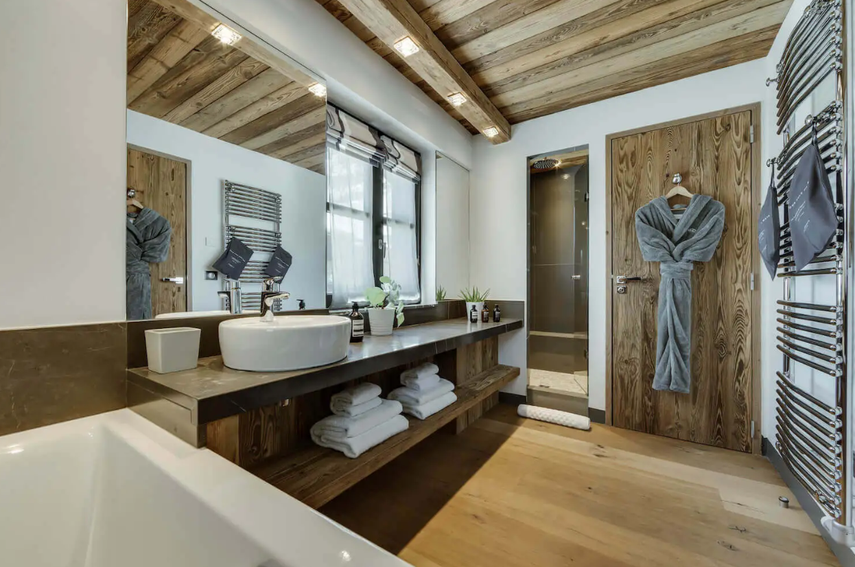 Val D'Isère Location Chalet Luxe Volgo Salle De Bain 2