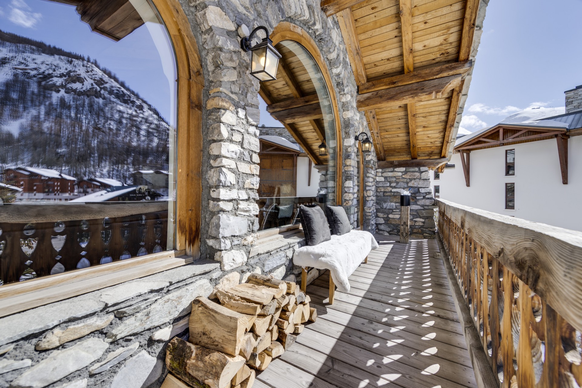 Val D’Isère Luxury Rental Chalet Vonsanite  Living Room Balcony 3