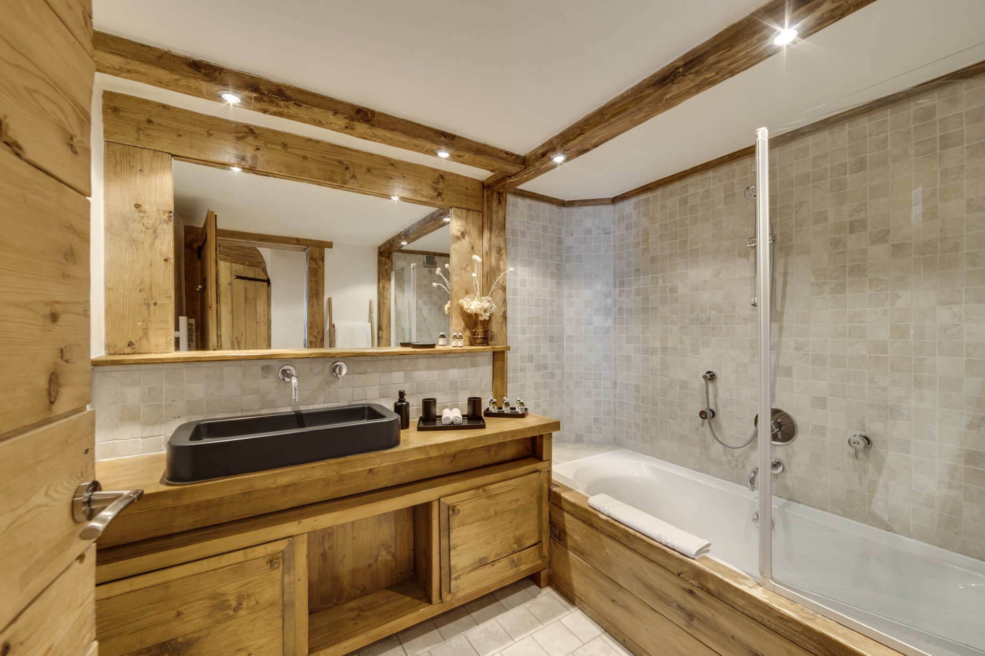 Val D’Isère Location Chalet Luxe Vonsanite Salle De Bain 4