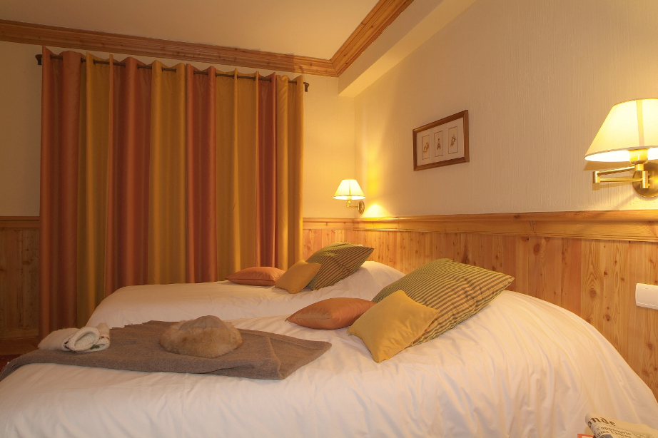 Val Thorens Location Appartement Luxe Mountain Ruby Chambre 2