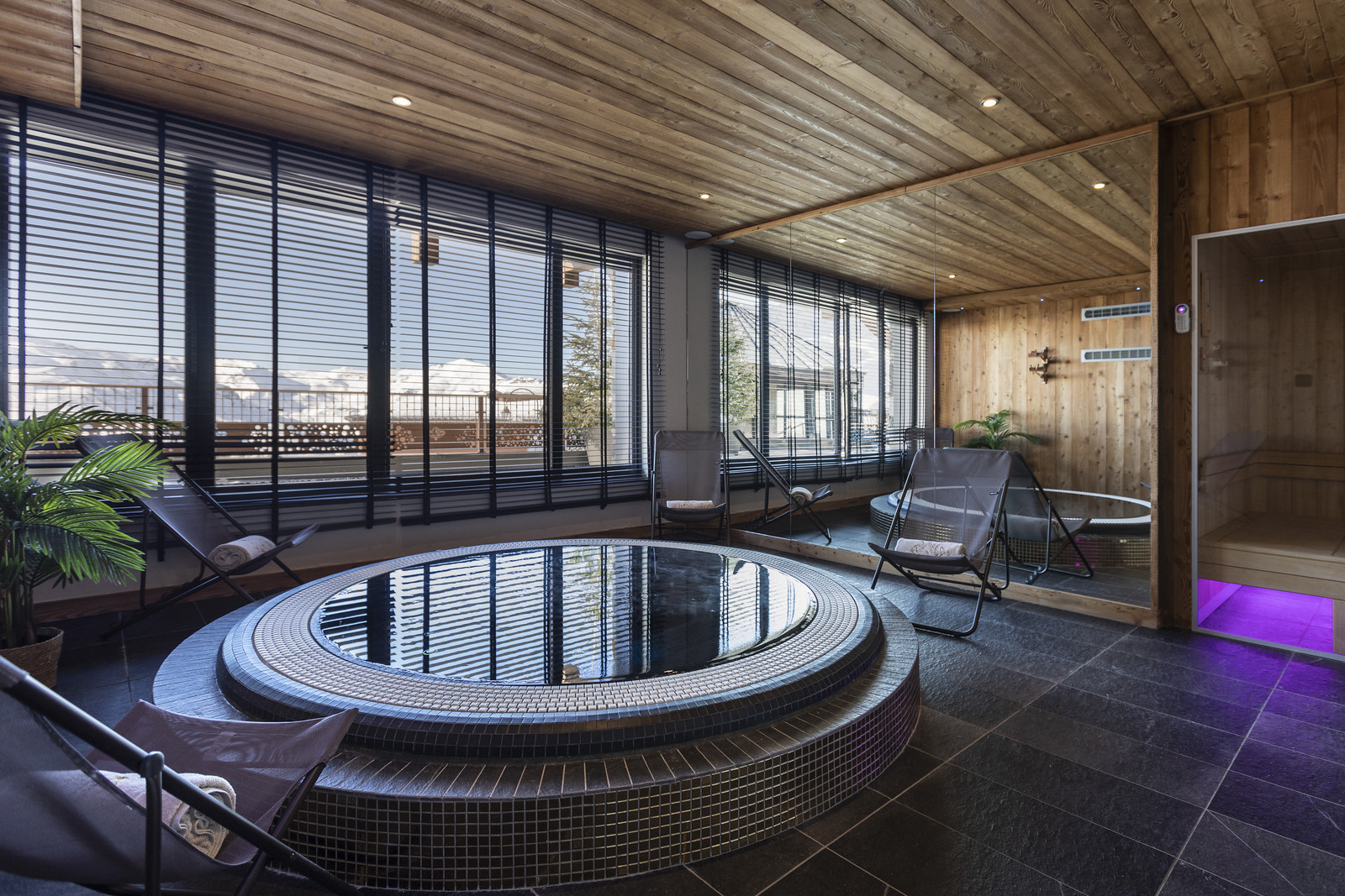 Val Thorens Location Chalet Luxe Torinan Jacuzzi