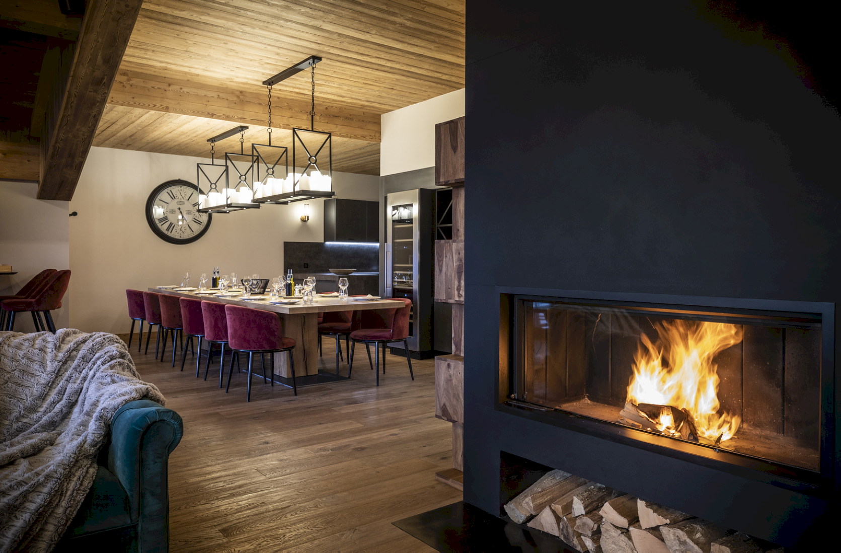 Val Thorens Location Chalet Luxe Torinan Salle A Manger
