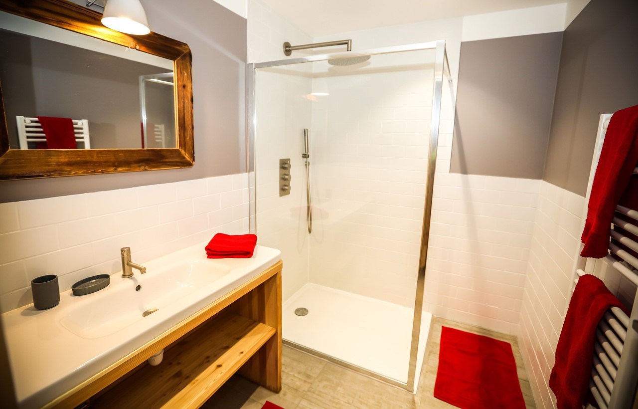 Valloire Location Chalet Luxe Barolyte Salle de Bains 1
