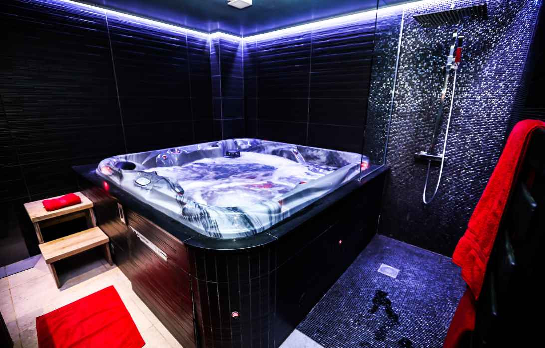 Valloire Location Chalet Luxe Barylite Jacuzzi 
