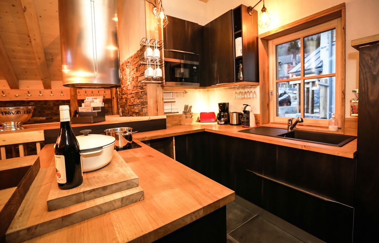 Valloire Luxury Rental Chalet Buglose Kitchen