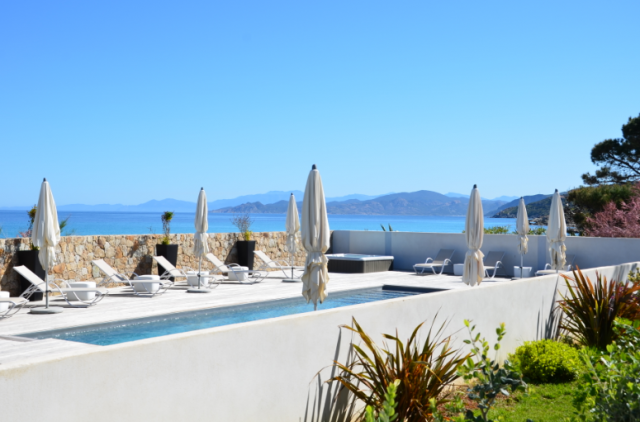 Ile Rousse Location Appartement Dans Résidence Luxe Hybiscus Piscine