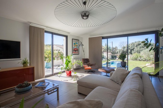 Luberon Luxury Rental Villa Limutte Living Room