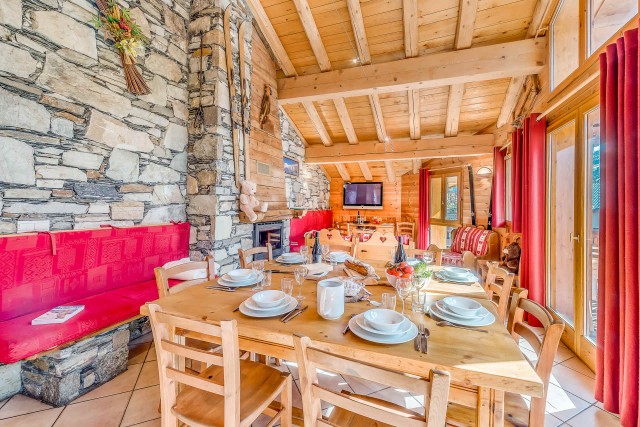 Tignes Location Chalet Luxe Gikite Table A Manger