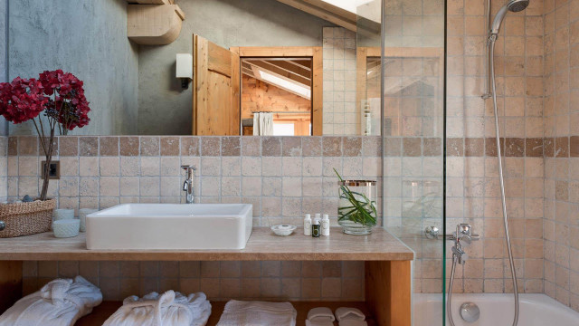 Verbier Location Chalet Luxe Vicanite Douche