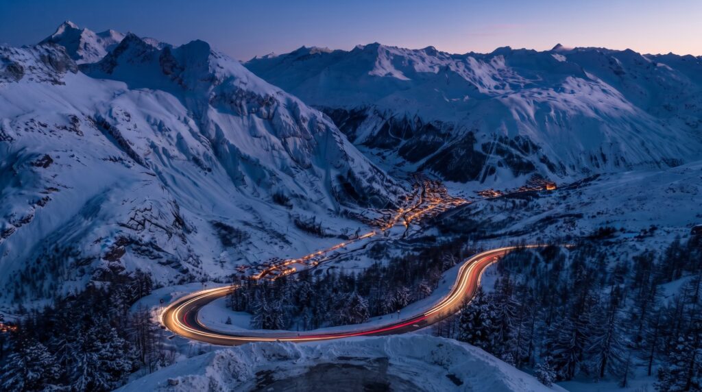 Comment aller à Val d&rsquo;Isère : train, avion ou voiture ?