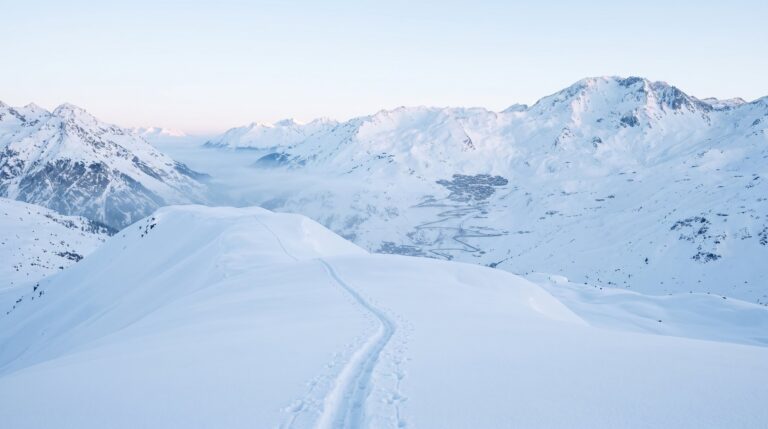 Quelle station choisir dans les 3 Vallées : Courchevel, Méribel ou Val Thorens ?